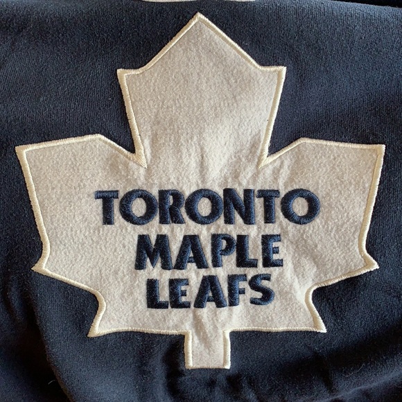 Toronto maples leafs sweater - Picture 5 of 5